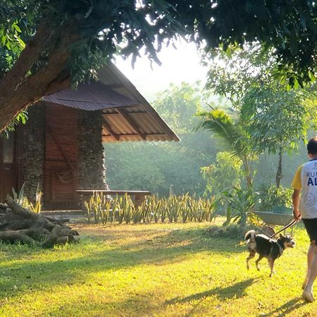 จำค่า ชาเลท์ บ้านพักสวนเกษตร Lampang Exterior photo